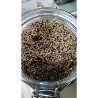 Ajo Negro Con Sal Marina